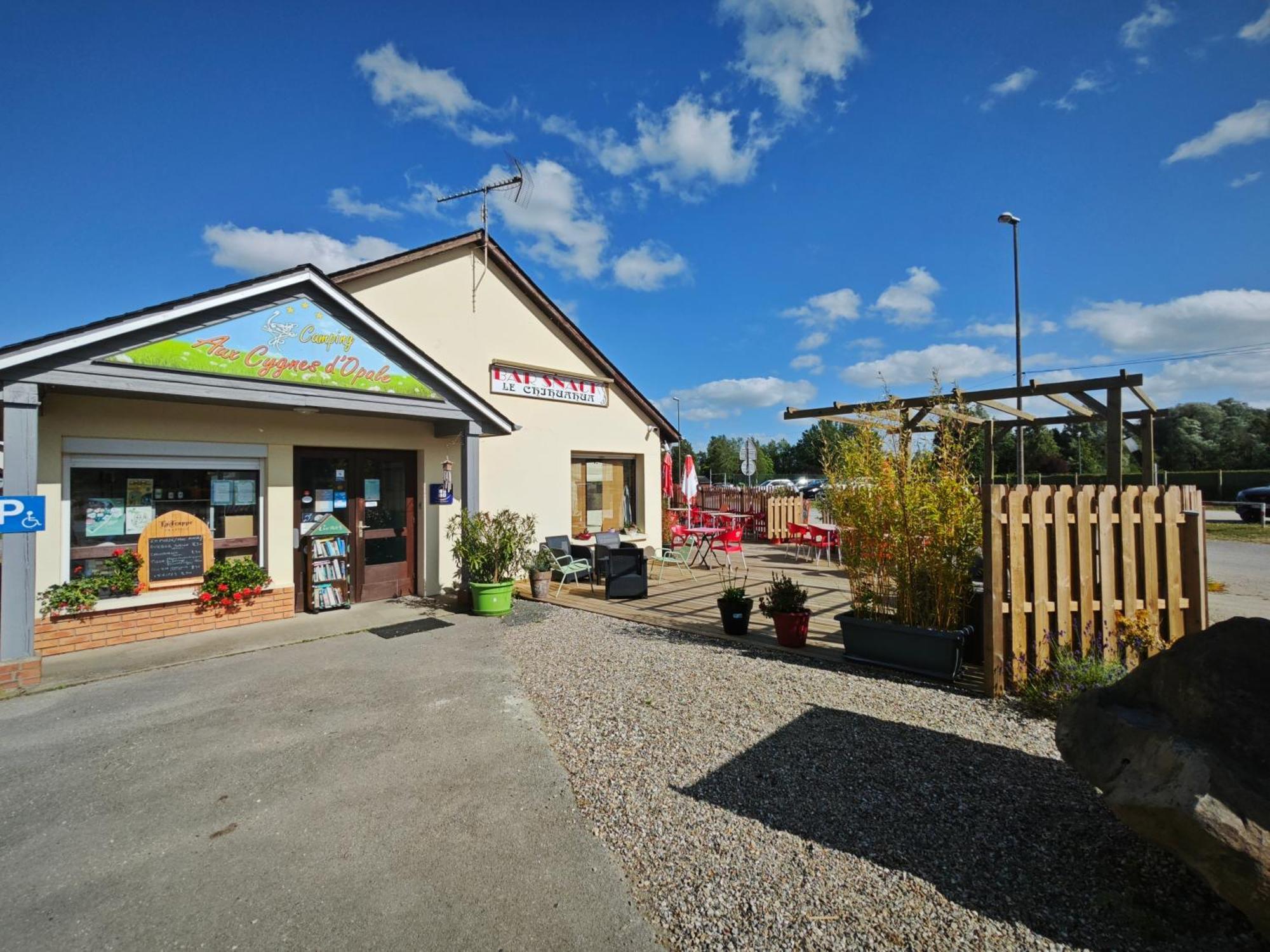 Aux Cygnes D'Opale Hotel Blangy-sur-Bresle Exterior photo